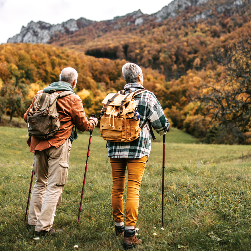 older-couple-hiking-800x800.png
